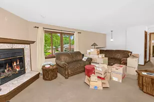 1150 Glendon St N, Maplewood, MN 55119 - Photo 8