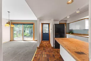 836 Minnehaha Ave W, Saint Paul, MN 55104 - Photo 12