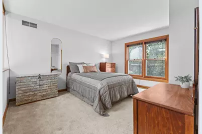 836 Minnehaha Avenue W, Saint Paul, MN 55104 - Photo 22