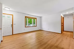 6990 Redwing Ln, Chanhassen, MN 55317 - Photo 4