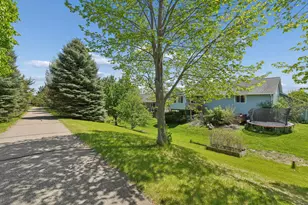 2711 Hilltop Lane, River Falls, WI 54022 - Photo 18