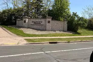 2711 Hilltop Lane, River Falls, WI 54022 - Photo 24