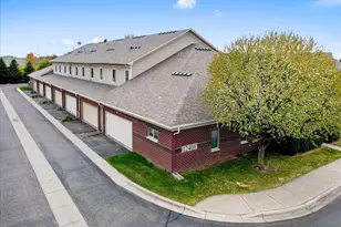 12401 Flanders Ct NE, Blaine, MN 55449 - Photo 50