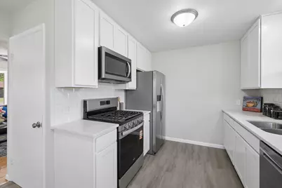 2203 Maryland Avenue E, Saint Paul, MN 55119 - Photo 6