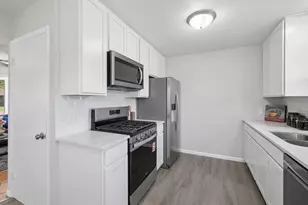 2203 Maryland Ave E, Saint Paul, MN 55119 - Photo 6