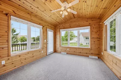 1013 Prairie View Drive SW, Hutchinson, MN 55350 - Photo 6