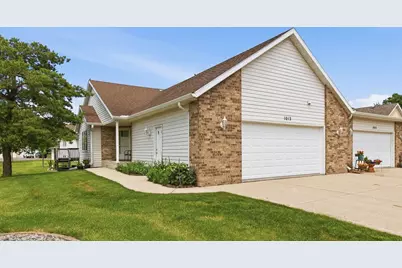 1013 Prairie View Drive SW, Hutchinson, MN 55350 - Photo 1