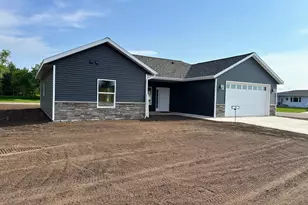 715 Cherry Ln, Perham, MN 56573 - Photo 2