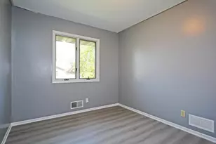 7500 Janell Ave N, Brooklyn Park, MN 55428 - Photo 14
