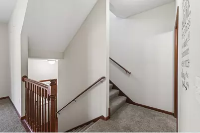 1957 Commonwealth Boulevard #4, Chanhassen, MN 55317 - Photo 8