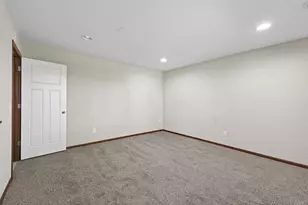 1957 Commonwealth Blvd, Chanhassen, MN 55317 - Photo 38