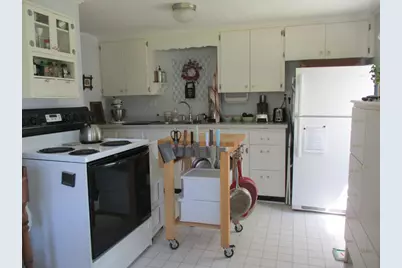 1896 Walter Street, Maplewood, MN 55109 - Photo 8