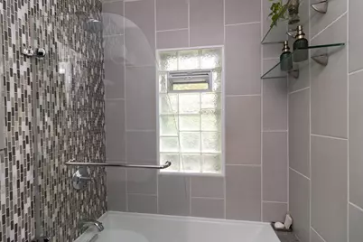 3323 Buchanan Street NE, Minneapolis, MN 55418 - Photo 24