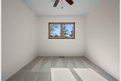 13924 W Preserve Boulevard, Burnsville, MN 55337 - Photo 24