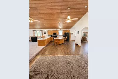 2908 Roosevelt Street NE, Saint Anthony, MN 55418 - Photo 4