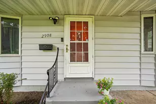 2908 Roosevelt St NE, Saint Anthony, MN 55418 - Photo 30
