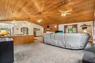 2908 Roosevelt St NE, Saint Anthony, MN 55418 - Photo 10