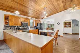 2908 Roosevelt St NE, Saint Anthony, MN 55418 - Photo 16