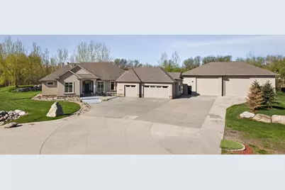 7620 Adelman Drive, Horace, ND 58047 - Photo 2