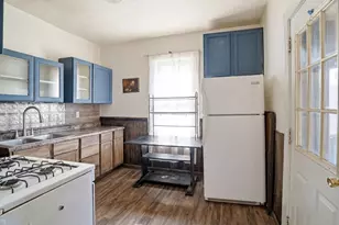 682 4th St E, Saint Paul, MN 55106 - Photo 10