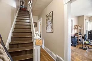 682 4th St E, Saint Paul, MN 55106 - Photo 4
