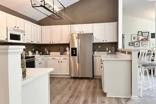 1252 Bergmann Dr, Stillwater, MN 55082 - Photo 2
