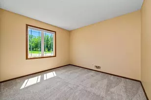 15769 Hayes Trail, Apple Valley, MN 55124 - Photo 10