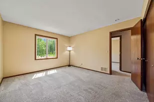 15769 Hayes Trail, Apple Valley, MN 55124 - Photo 12