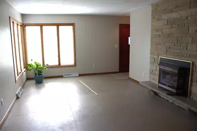 102 22nd Avenue S, Saint Cloud, MN 56301 - Photo 6