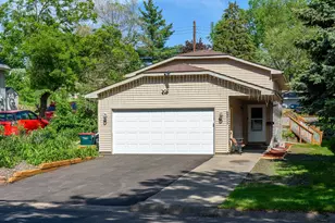 5211 6th St NE, Columbia Heights, MN 55421 - Photo 2