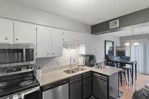 10397 Balsam Ln, Eden Prairie, MN 55347 - Photo 8