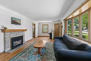 1306 Ryan Ave W, Roseville, MN 55113 - Photo 6