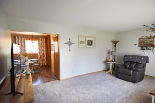 508 Merriam Ave S, Thief River Falls, MN 56701 - Photo 12