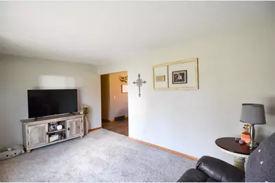 508 Merriam Avenue S, Thief River Falls, MN 56701 - Photo 14