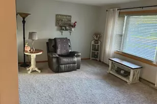 508 Merriam Ave S, Thief River Falls, MN 56701 - Photo 10