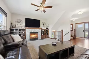 7110 208th Pl N, Forest Lake, MN 55025 - Photo 10
