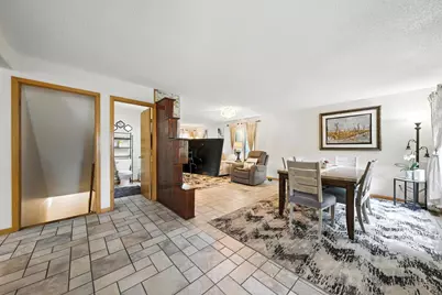 2710 91st Avenue NE, Blaine, MN 55449 - Photo 4