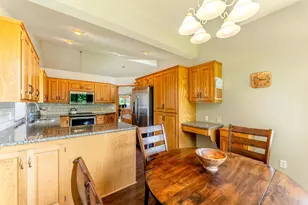 3022 Highpointe Curve, Roseville, MN 55113 - Photo 12