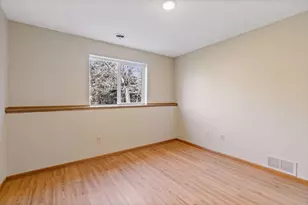 816 Shea Cir, Belle Plaine, MN 56011 - Photo 34