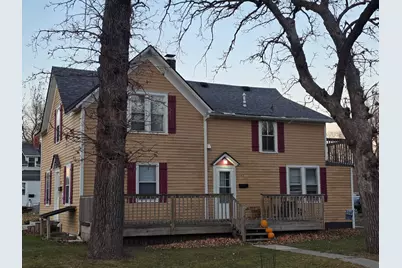 145 Milwaukee Avenue SW, Hutchinson, MN 55350 - Photo 2