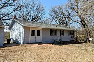1433 Ridgeview Dr, Montevideo, MN 56265 - Photo 2