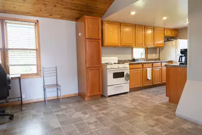 804 Redding Avenue, Windom, MN 56101 - Photo 18