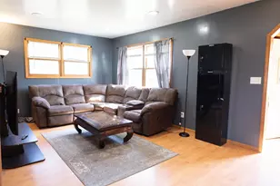 804 Redding Ave, Windom, MN 56101 - Photo 6
