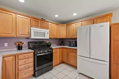 1038 Prairie View Drive SW, Hutchinson, MN 55350 - Photo 8
