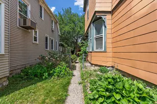 437 Wheeler Street N, Saint Paul, MN 55104 - Photo 6