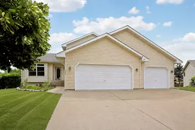 1448 Surrey Alcove, Woodbury, MN 55125 - Photo 2