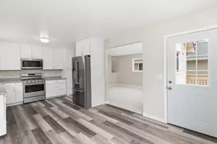 3404 Indiana Ave N, Robbinsdale, MN 55422 - Photo 8