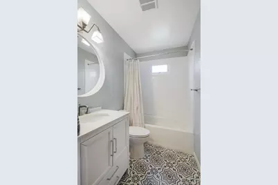 8308 Stevens Avenue S, Bloomington, MN 55420 - Photo 10
