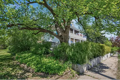 429 Minnehaha Avenue E, Saint Paul, MN 55130 - Photo 2