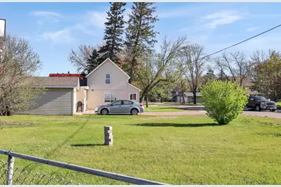 205 S Cedar Street, Royalton, MN 56373 - Photo 2